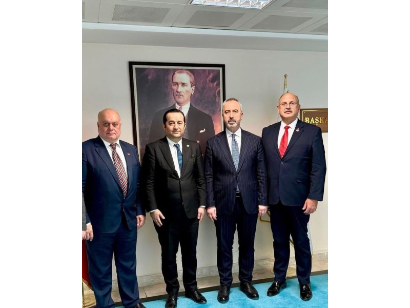 Gelir İdaresi Başkanı sn.Bekir BAYRAKDAR beyefendiyi ziyaret ettik.